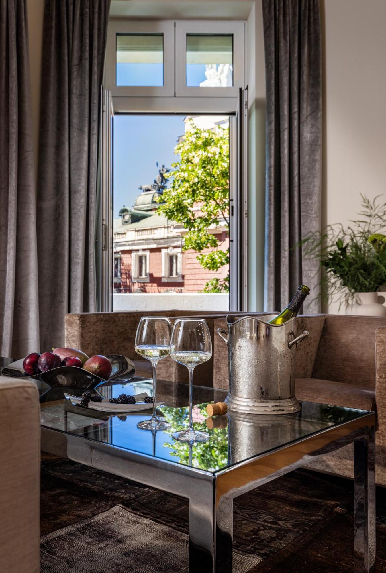 The Nest By Juno Aparthotel Sofia
